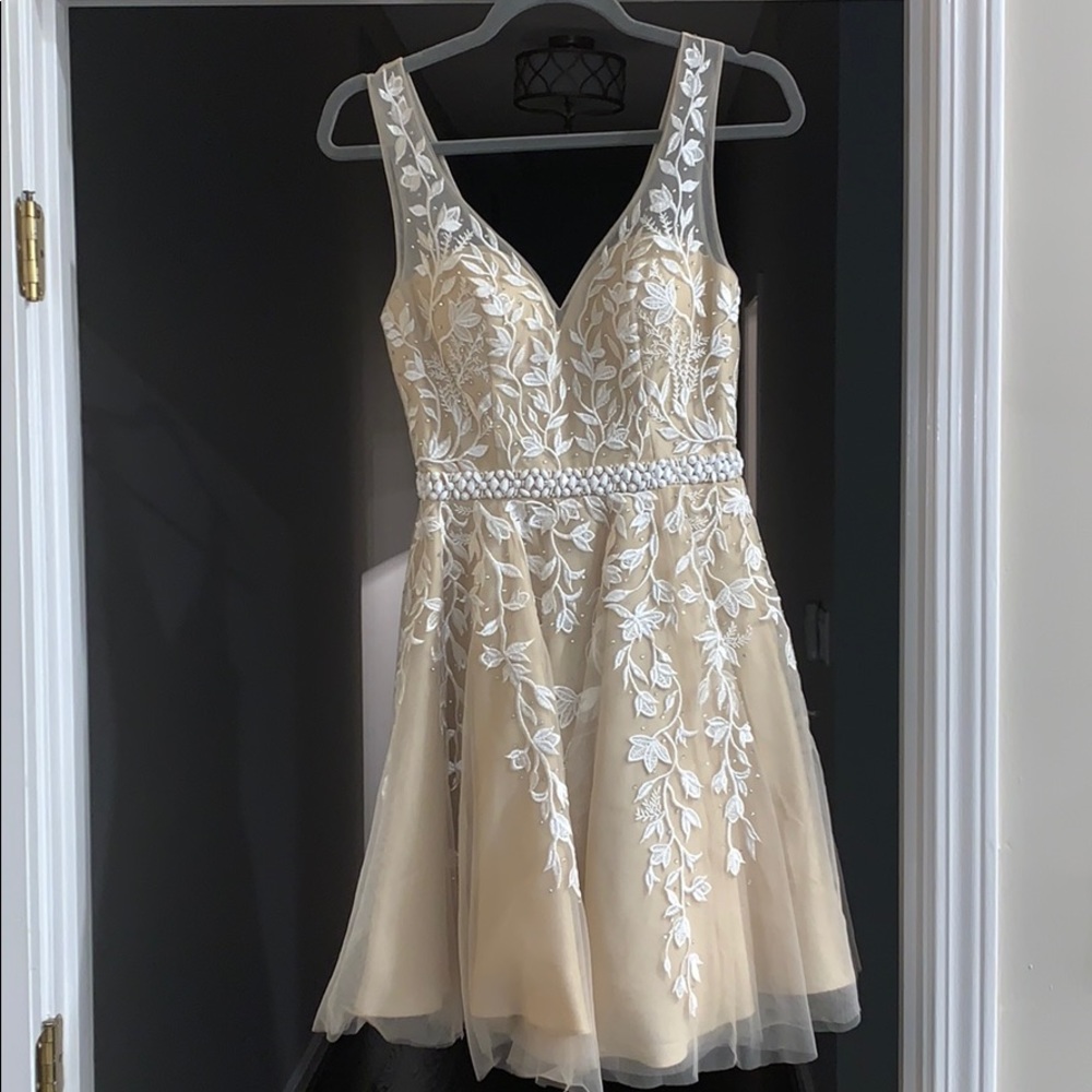 Soieblu prom dress Sheer/Nude